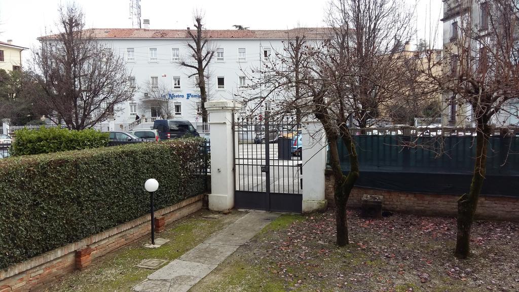 Bed and Breakfast Residenza Carducci Padua Exterior foto