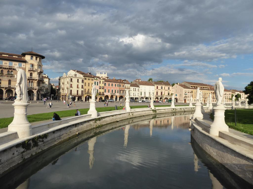Bed and Breakfast Residenza Carducci Padua Exterior foto